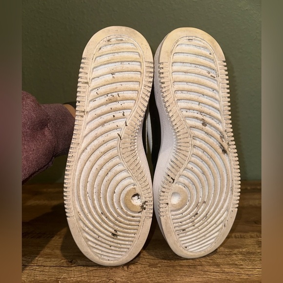 Nike Court Vision Alta LTR Leather Shoes Black White Women's Size 9 DM0113-002 - Picture 6 of 8